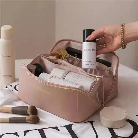 Comfortable Ladies Spacious Pu Leather Travel Cosmetic Bag