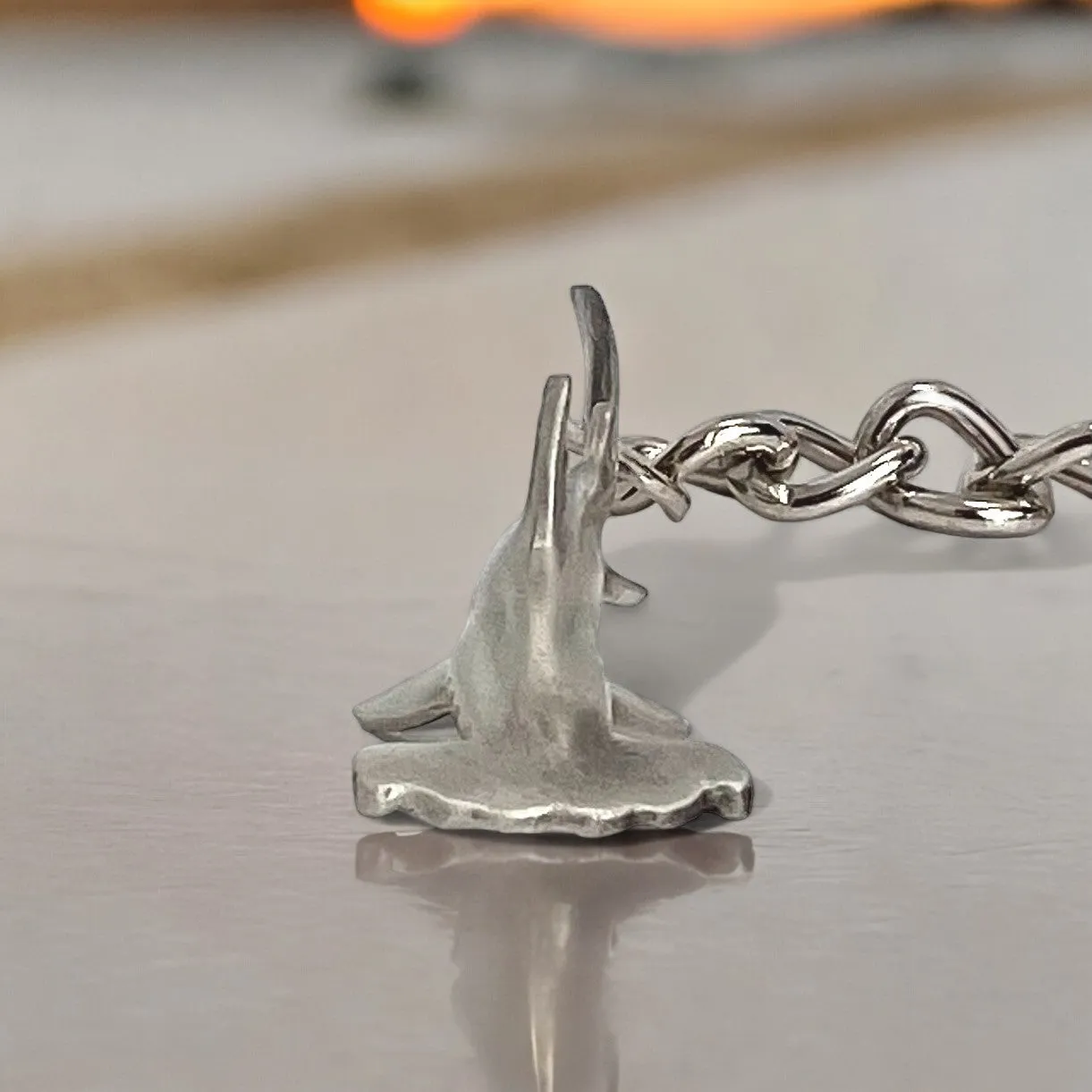 Hammerhead Shark Keychain for Men and Women- Hammerhead Shark Charm, Gifts for Shark Lovers,  Realistic Shark Key Fob, Sea Life Keychain, Scuba Gifts
