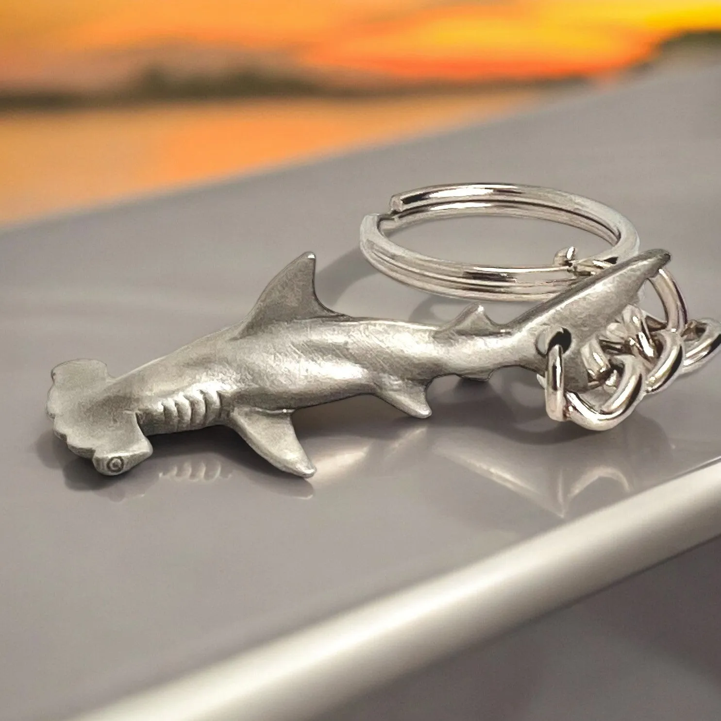 Hammerhead Shark Keychain for Men and Women- Hammerhead Shark Charm, Gifts for Shark Lovers,  Realistic Shark Key Fob, Sea Life Keychain, Scuba Gifts