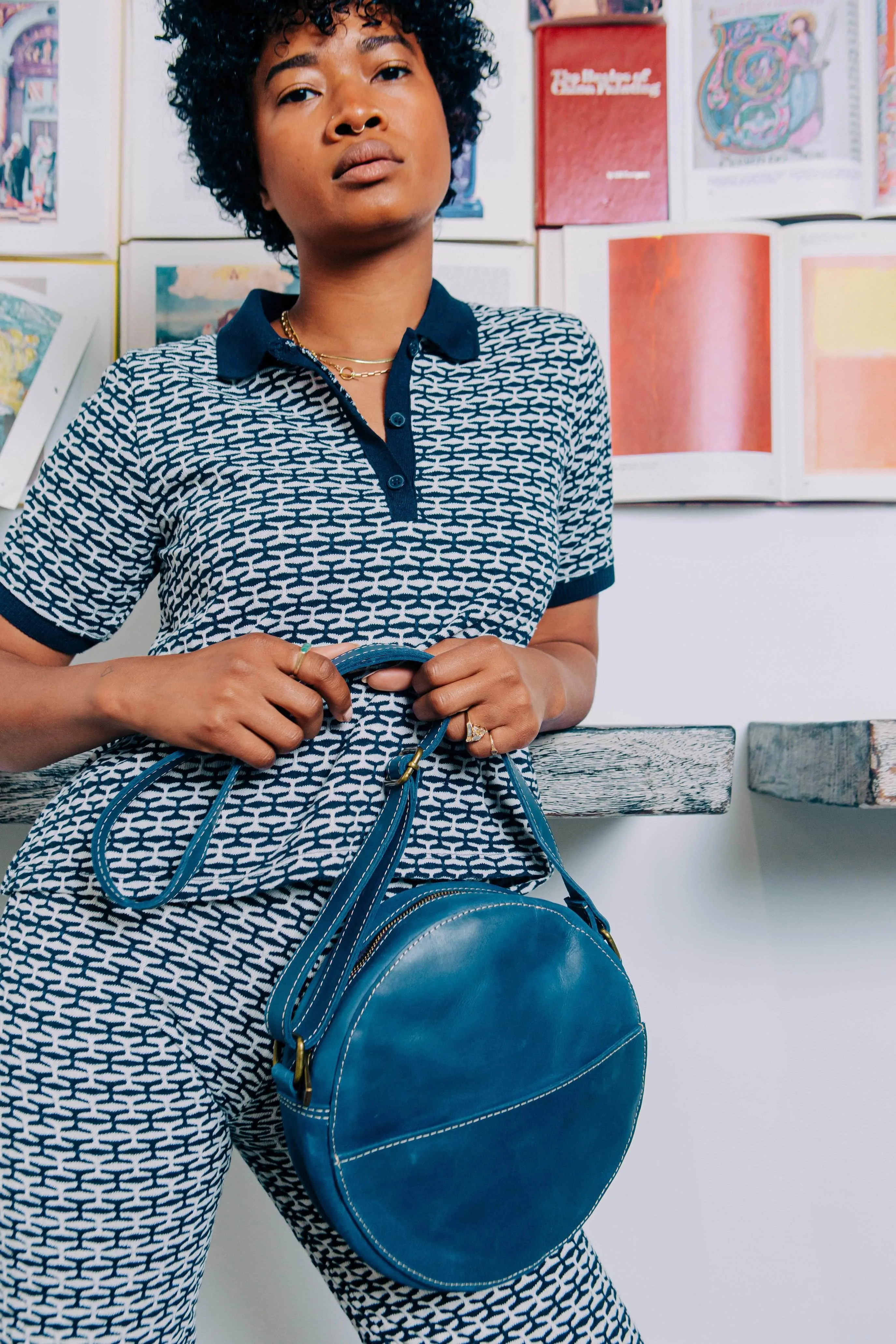 Zuri Leather Circle Bag - Nile Blue